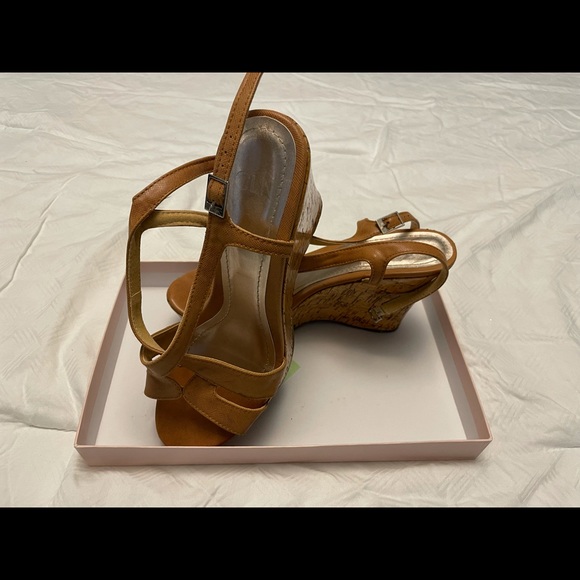 4” CLN Wedge Sandal - Picture 2 of 4